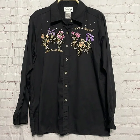 Quacker Factory Black Embroidered Floral Button Down Shirt Size L QVC - Picture 7 of 8